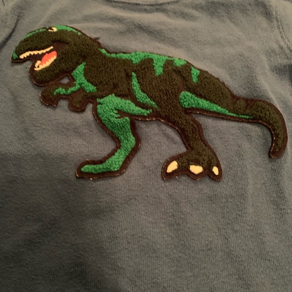 Carter’s 5T dinosaur outfit - Picture 2 of 4